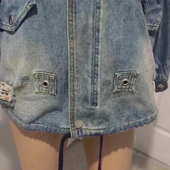 Jean jacket - Picture 5 of 7